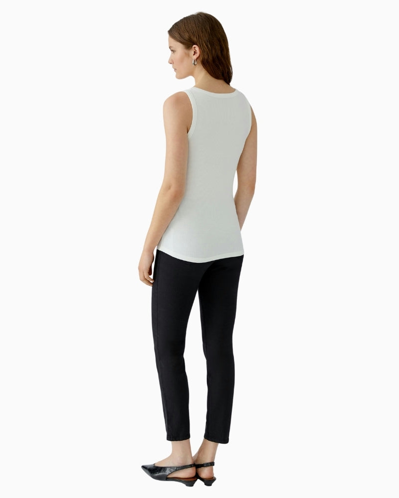Oui Filiz Ribbed Top Cloud Dancer back neckline detail – Áines Boutique