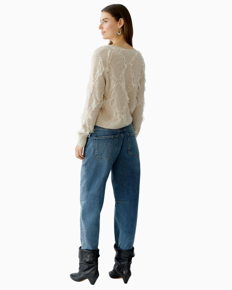 Back of beige melange pullover with casual cut and dropped shoulder