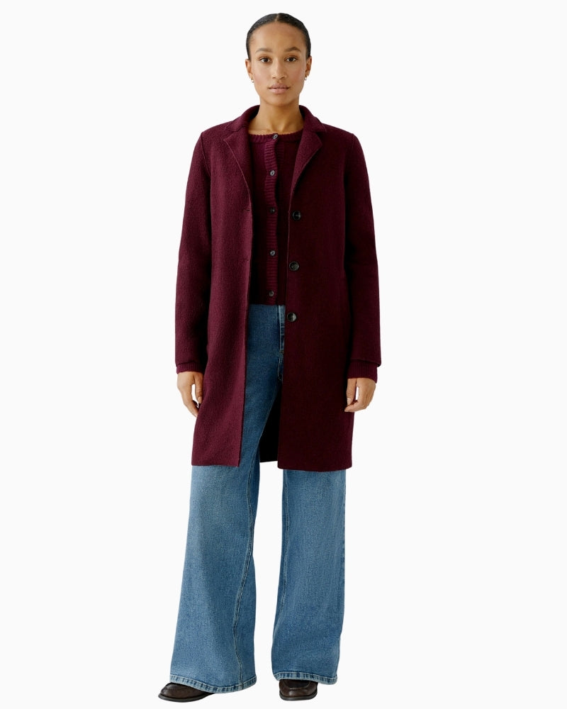 Oui Mayson coat in bramble berry made from Italian fleece wool with notch collar