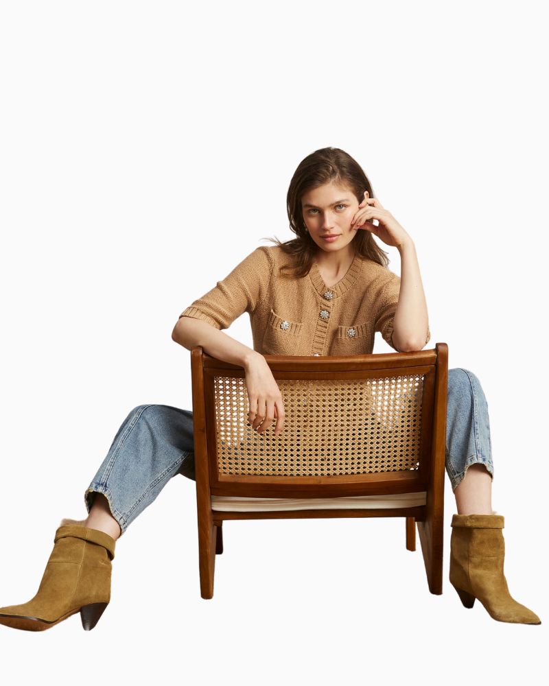 Oui short cardigan in Cloud Dancer with patch pockets and press stud front