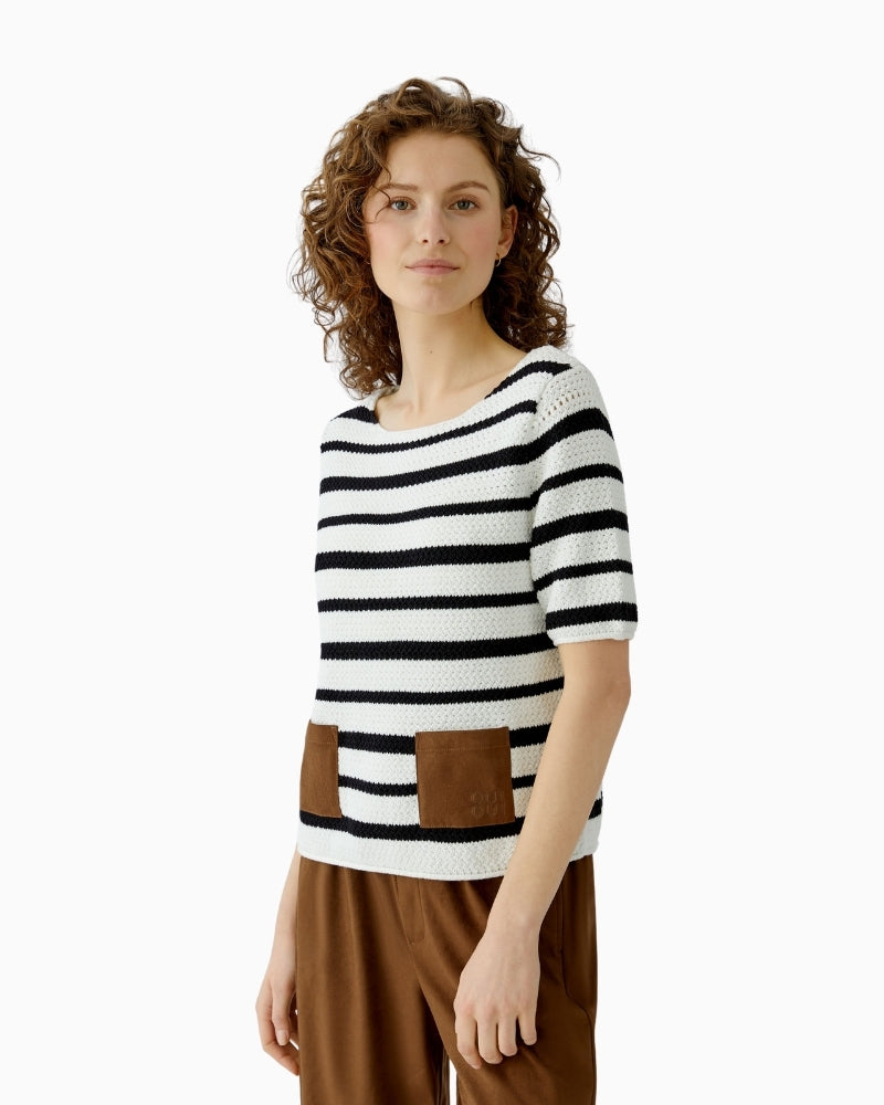 Oui stripe pullover white and black front view – Áines Boutique