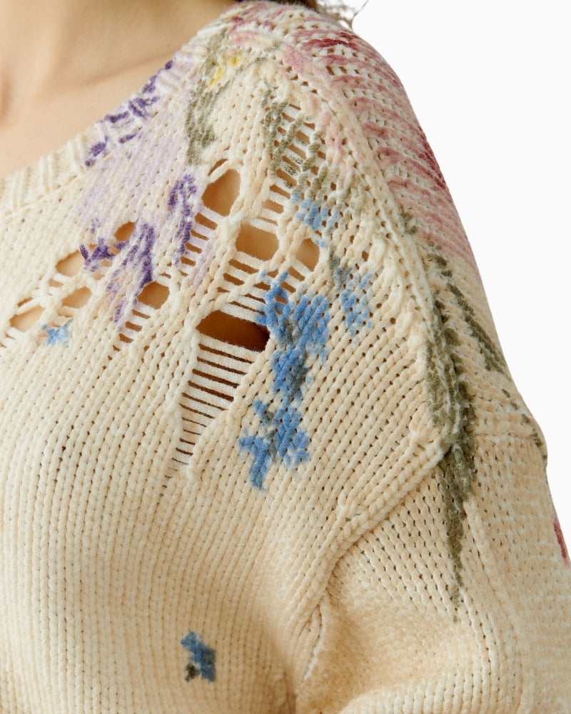 Close-up of Oui pullover drop-stitch detail and floral print – Áines Boutique
