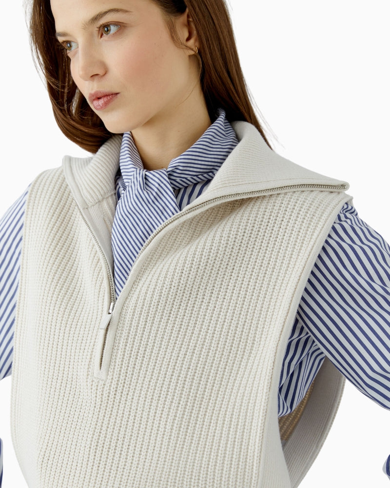 Oui 1/2 Zip Vest in Off White zip detail