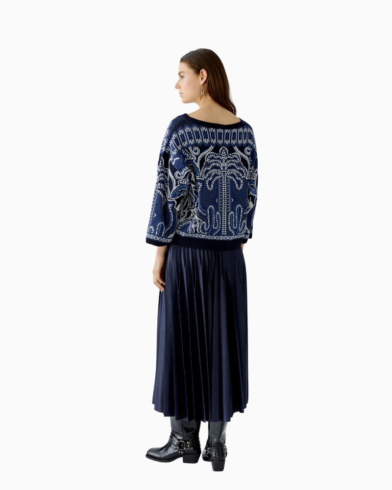 Back view of blue Oui jumper showing casual fit and ribbed hem