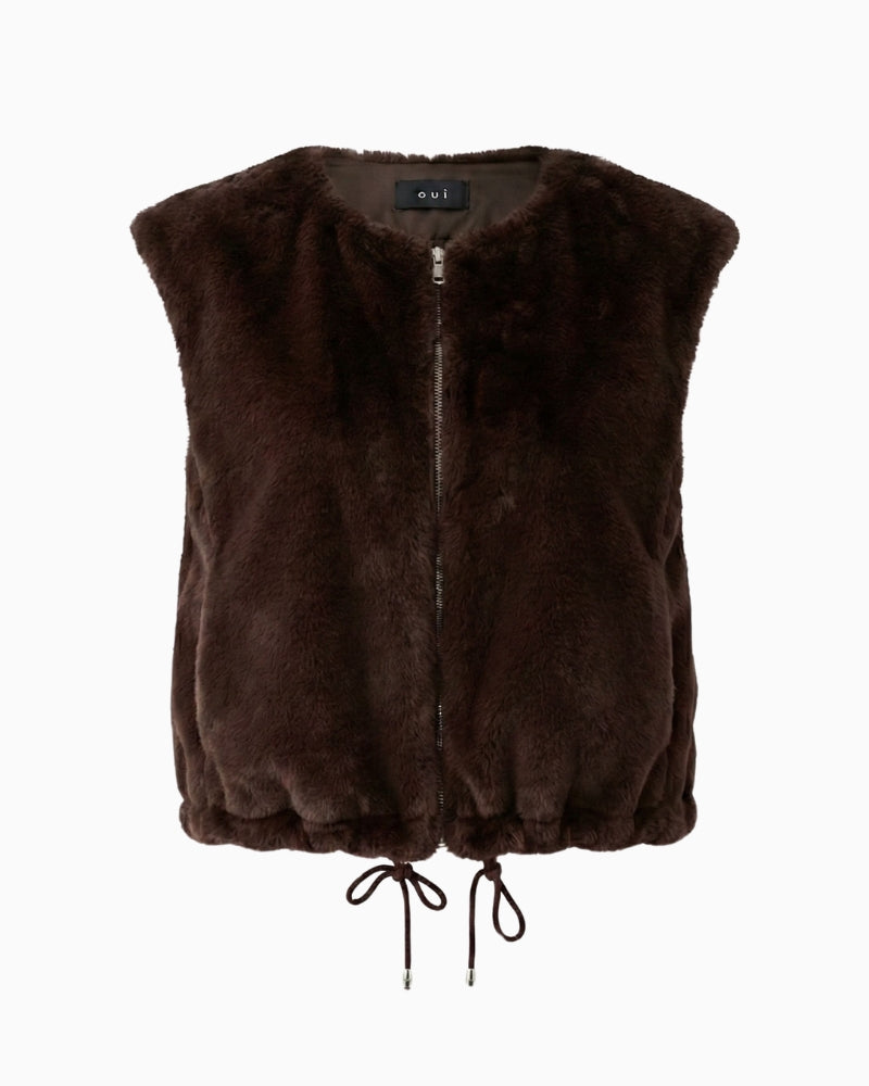 Oui Faux Fur Gilet in brown faux fur texture detail