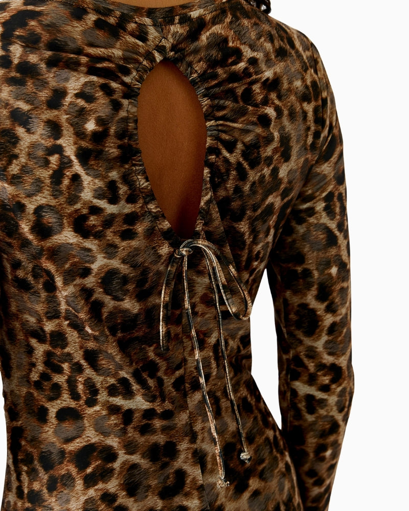 Back view of Oui maxi dress showing bra-friendly cut-out detail