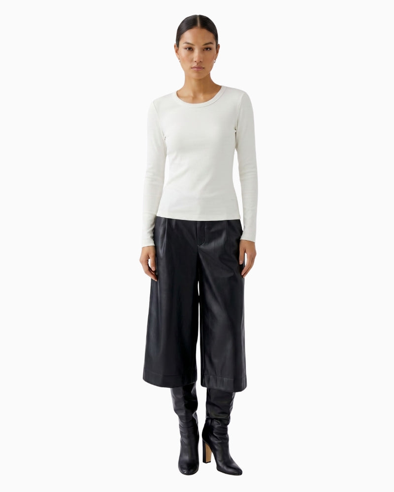 Oui Long Sleeve T-Shirt in off white styled front view