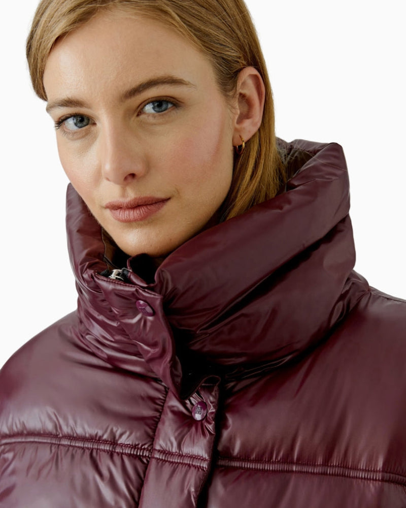 Oui Puffer Jacket in berry high funnel neckline detail