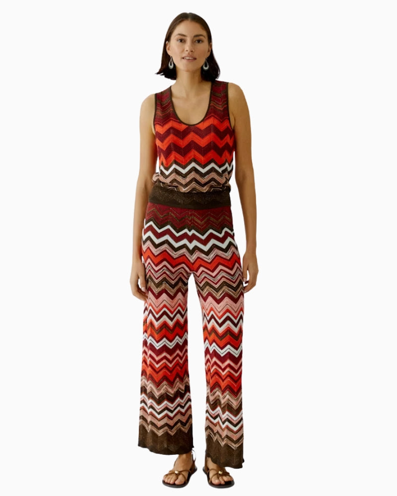 Oui zigzag knit top brown front view paired with trousers