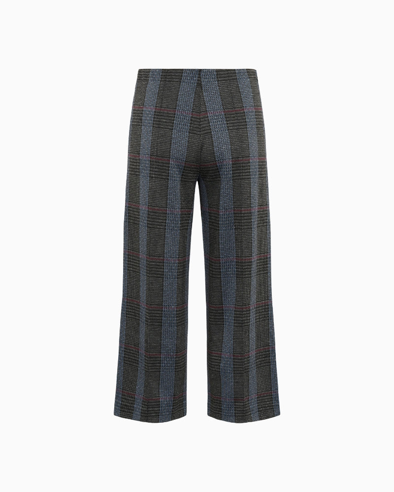 Back view of Ilisan trousers showing cropped length and comfort waistband