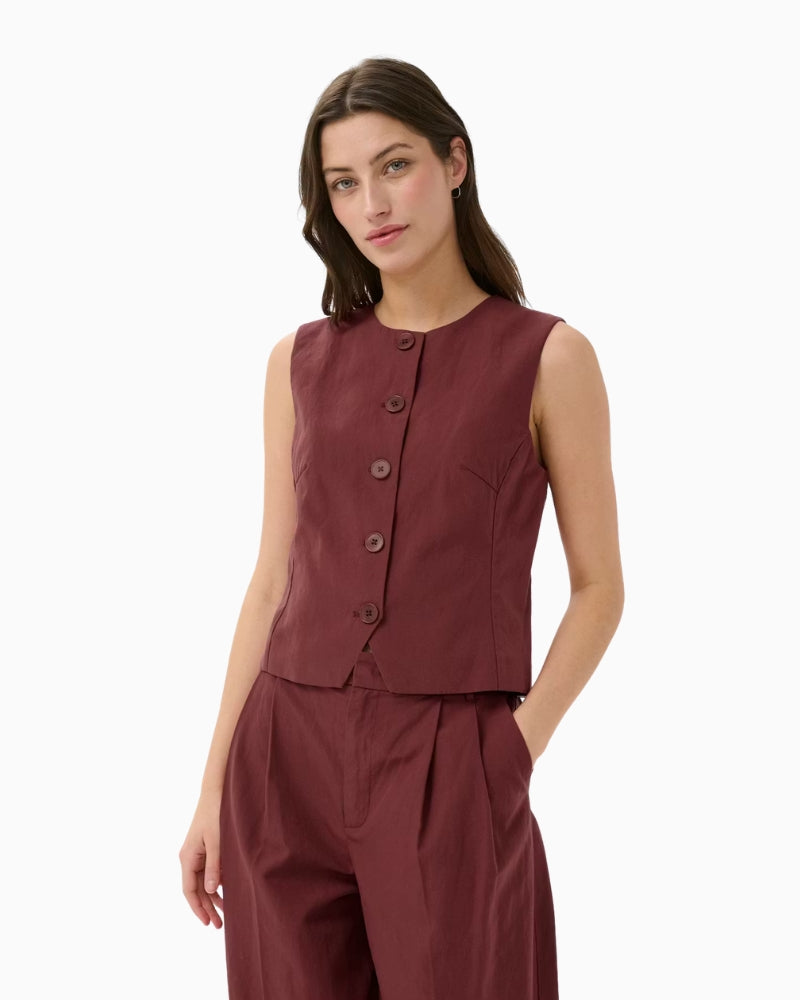 Part Two BenittaPW Waistcoat dark red front view