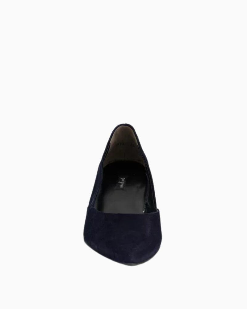 Side view of classic women’s pumps with 45mm heel and Super Soft fit