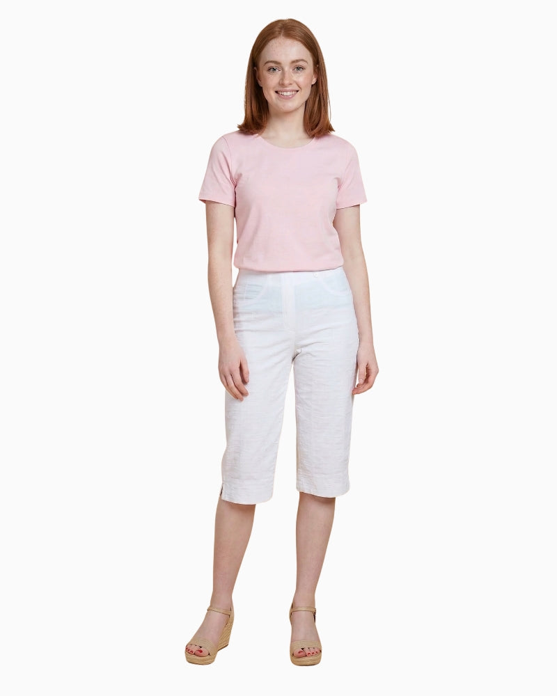 Robell Bella seersucker shorts white front view