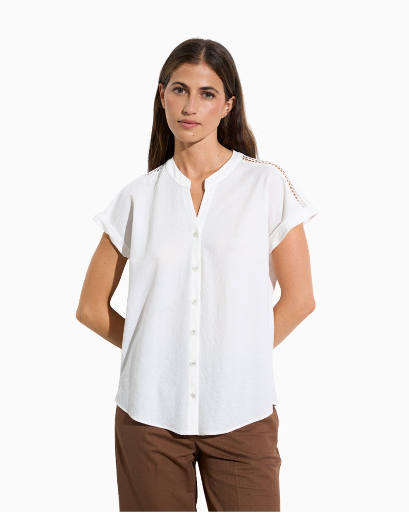 Tinta Anika off-white short sleeve blouse, front view on model – Áines Boutique