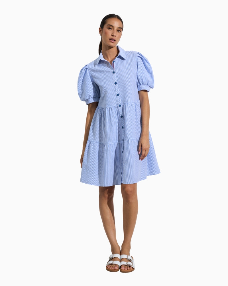 Woman wearing Tinta Zendaya blue shirt dress front view – Áines Boutique