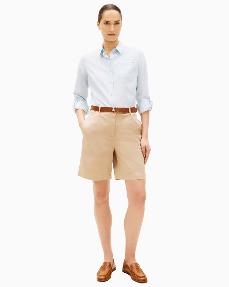 Woman wearing Tommy Hilfiger chino shorts front view – Áines Boutique
