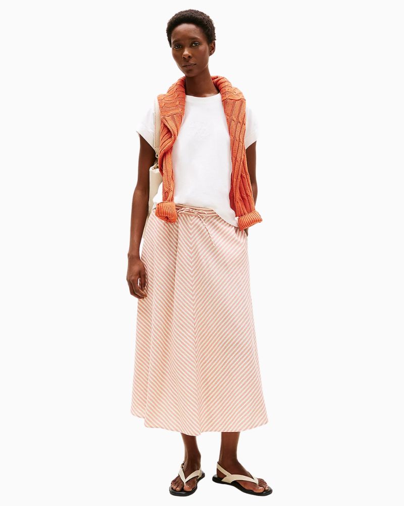 Tommy Hilfiger white cotton T-shirt with embroidered script logo on chest