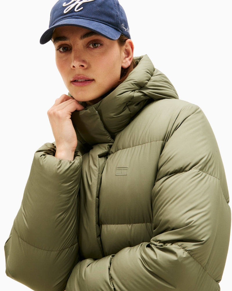 Close-up of quilt stitching and hood on Tommy Hilfiger coat