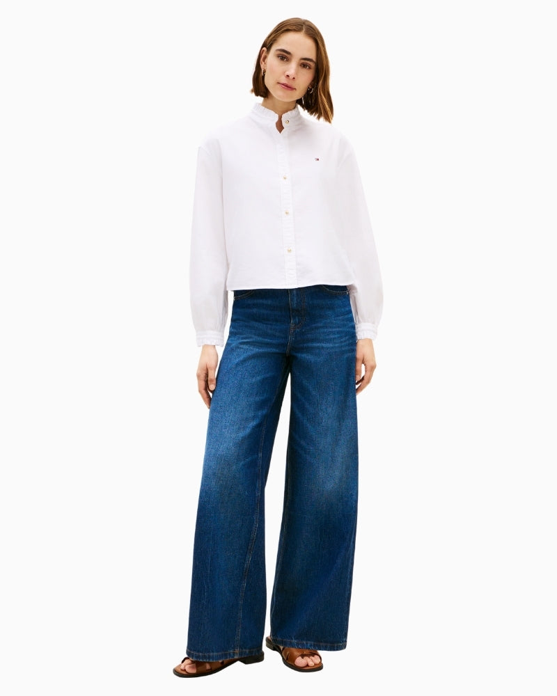 Tommy Hilfiger white crop shirt styled with denim – Áines Boutique