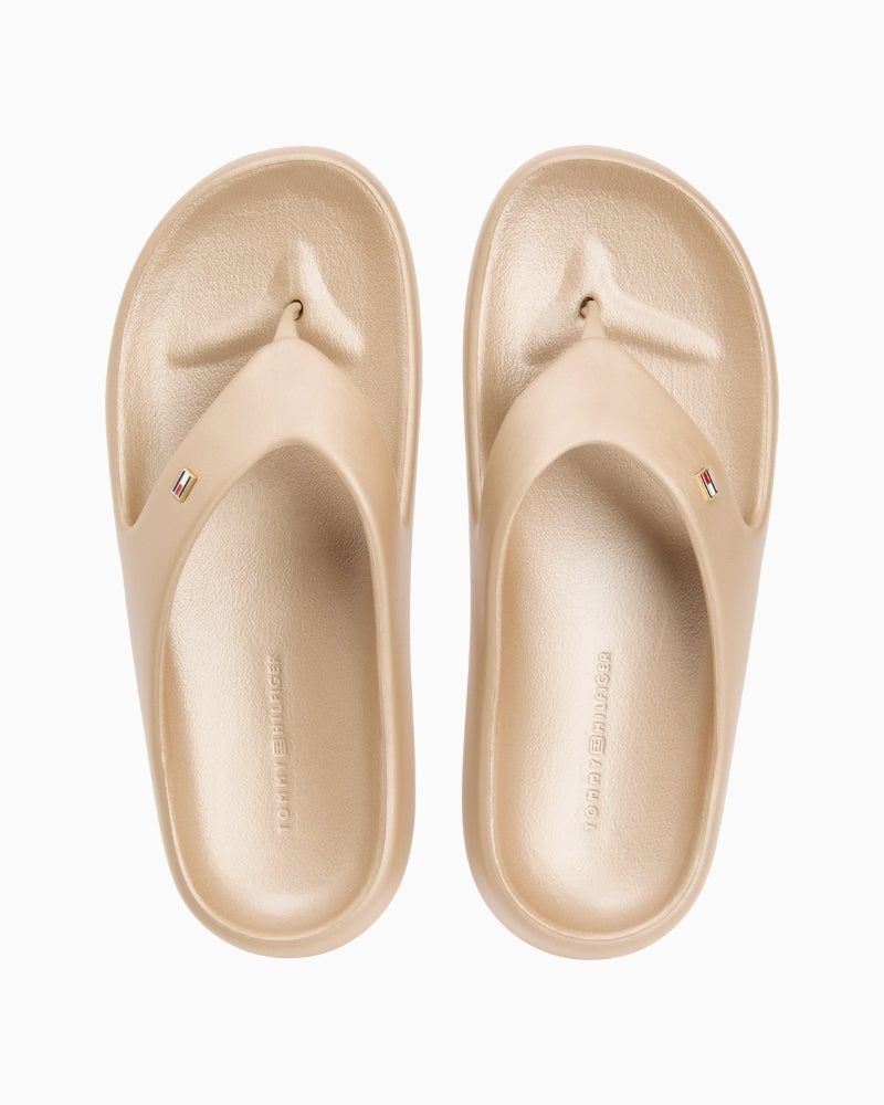 Cream Tommy Hilfiger summer sandal top view with logo detail – Áines Boutique