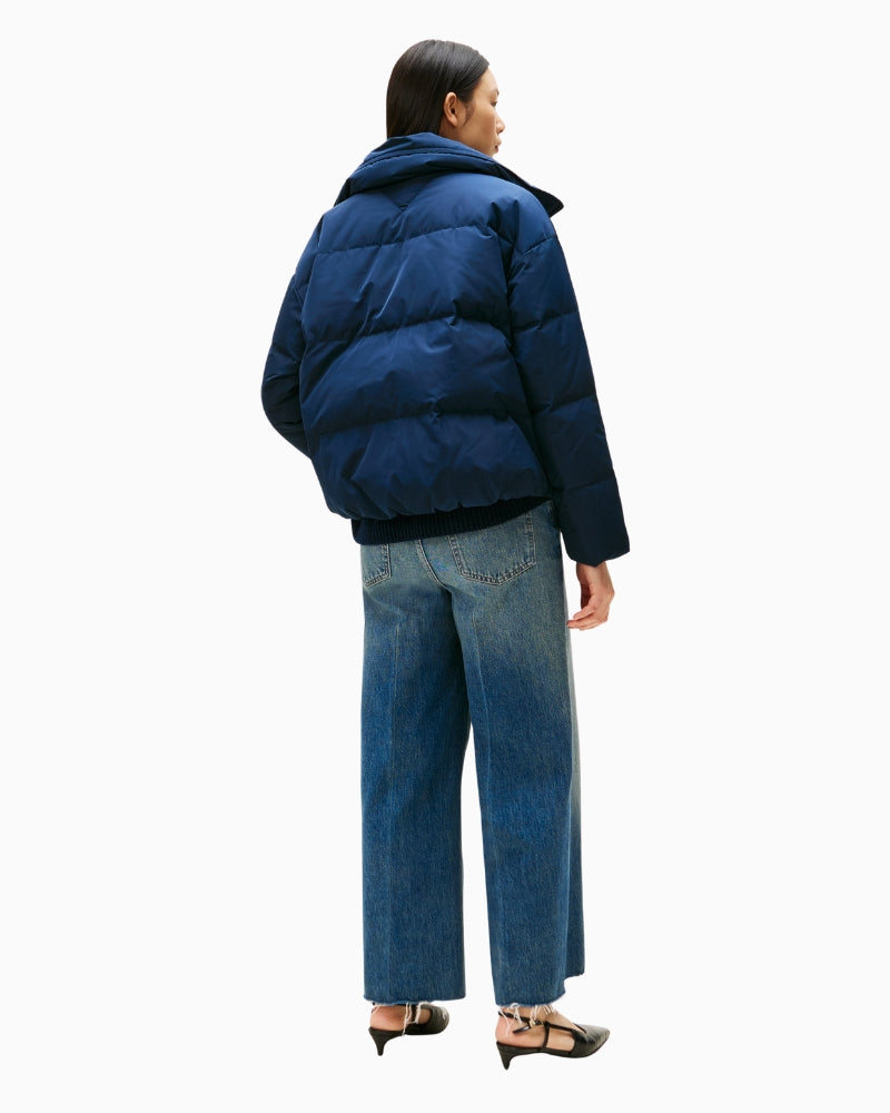 Lightweight quilted puffer in navy with hip-length fit