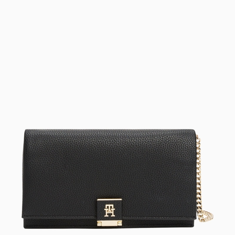 Tommy Hilfiger TH Her chain crossover black front view – Áines Boutique