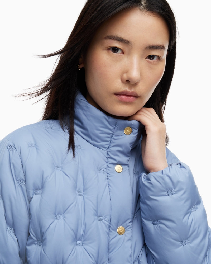 Tommy Hilfiger Down Flag Quilt Jacket in Baby Blue collar detail