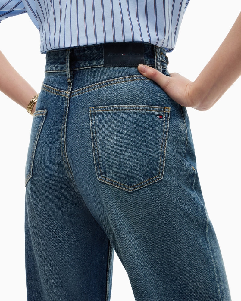 Tommy Hilfiger Jackie High Rise Tapered Jeans in Elan back logo view