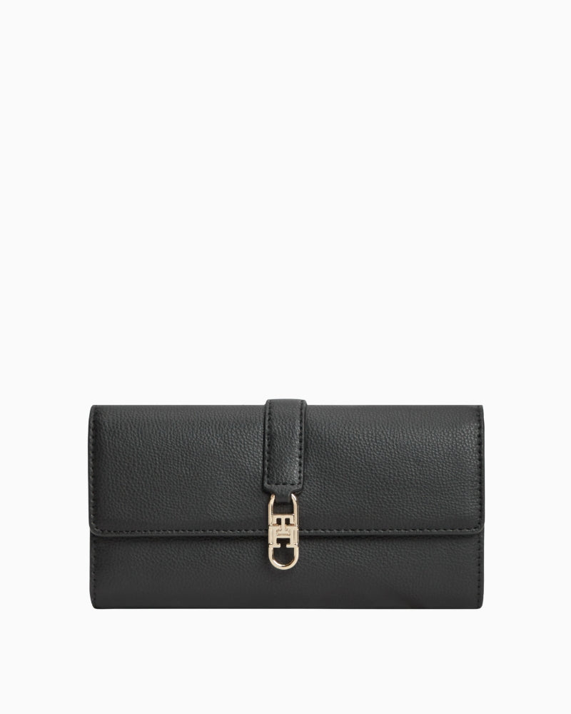 Tommy Hilfiger Libre Large Flap Wallet in Black front view