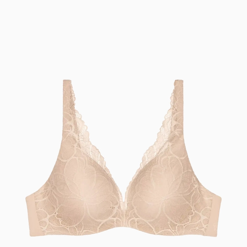 Front view of Triumph padded bra with comfort wire and cleavage effect