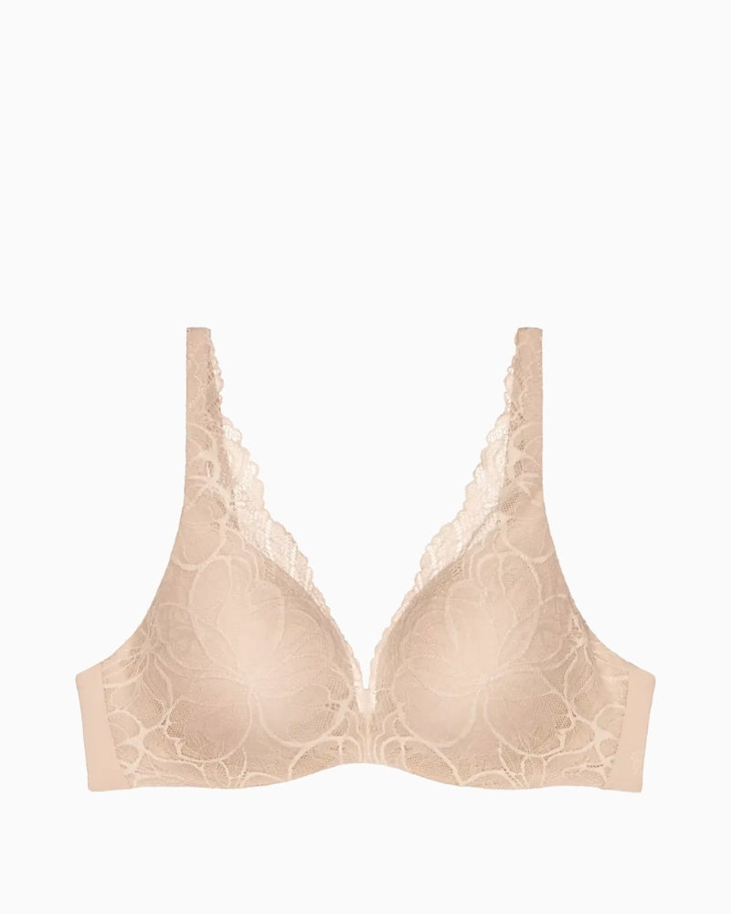 Front view of Triumph padded bra with comfort wire and cleavage effect