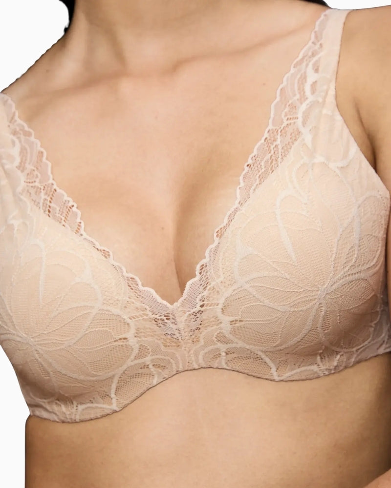 Close-up of lace cup detail and padded shaping on Illusion bra