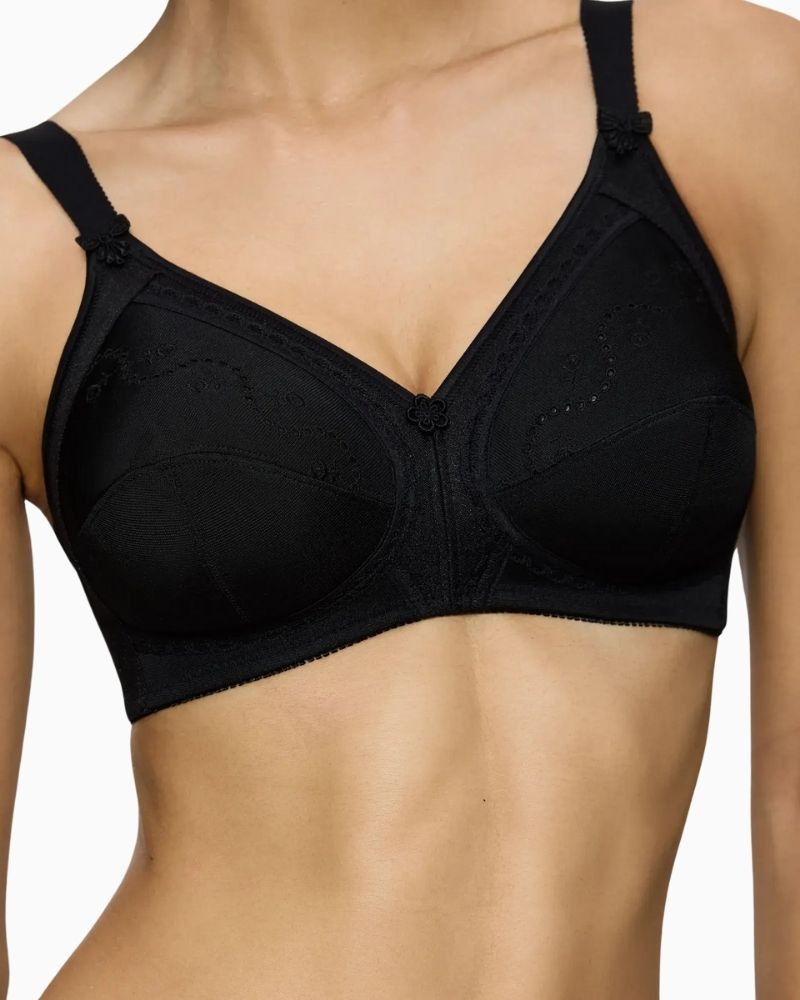 Close-up Front view of Triumph full cup bra with padded hook-and-eye closure