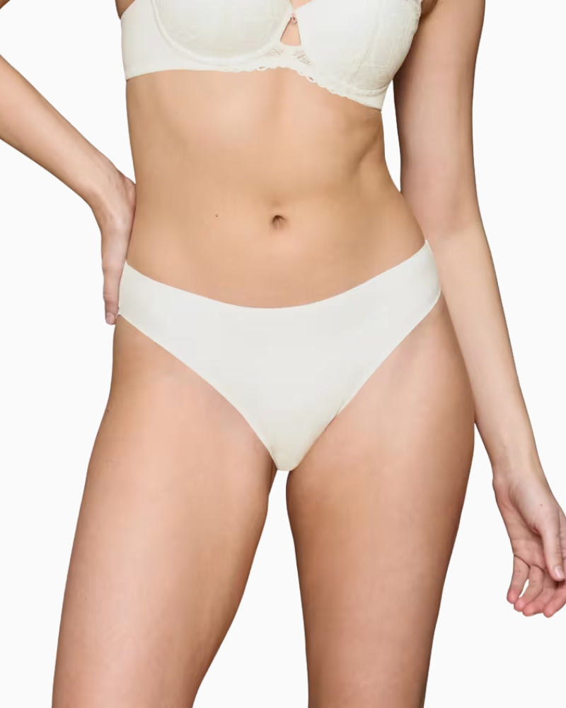 Triumph Body Make-Up Illusion Lace Tai Brief front view