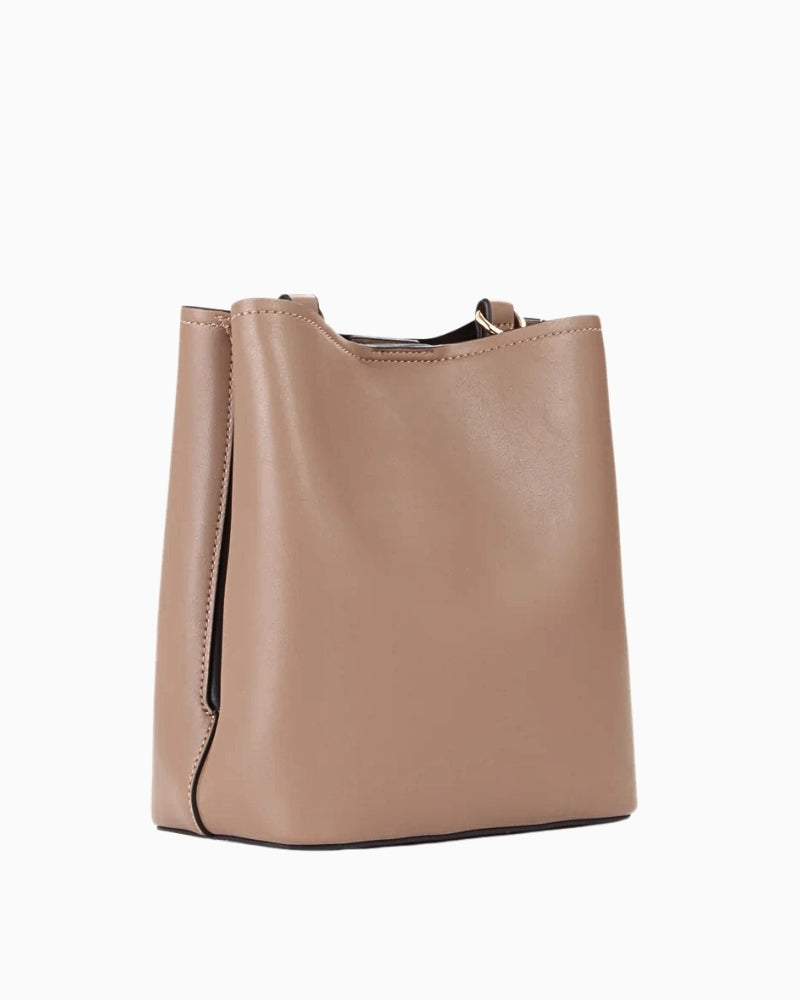 Structured bag profile showing smooth material and compact depth