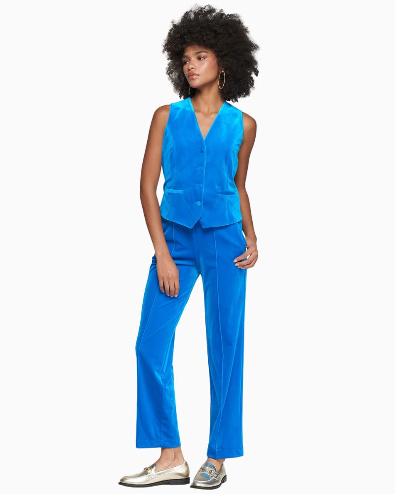 Vilagallo Agata velvet waistcoat styled with matching trousers