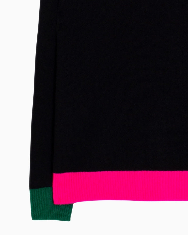 Close-up of collar and cuff detail on 100% wool Vilagallo jumper