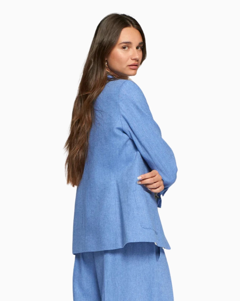 Vilagallo light blue linen jacket side view – Áines Boutique