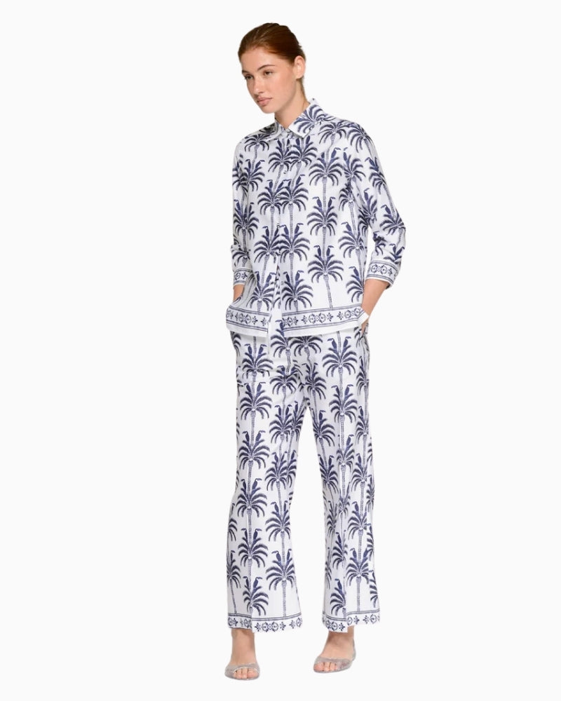 Vilagallo toucan palm print trousers white and navy front view – Áines Boutique