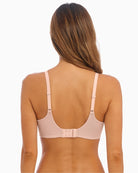 Back view showing microthin spacer band for smoothing effect