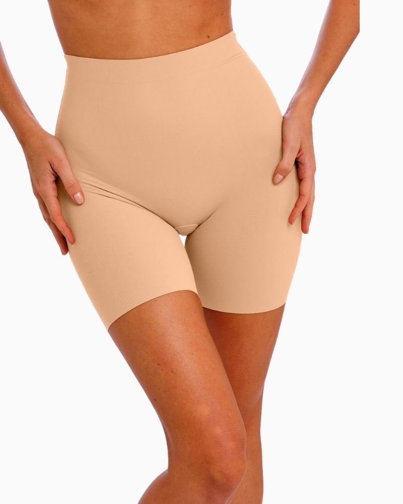 Wacoal Praline thigh shaper with V-back and seamless legs