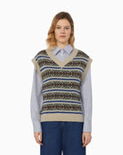 Front view of Weekend Max Mara Fleres jacquard knit gilet in ecru with V-neck and ribbed edges