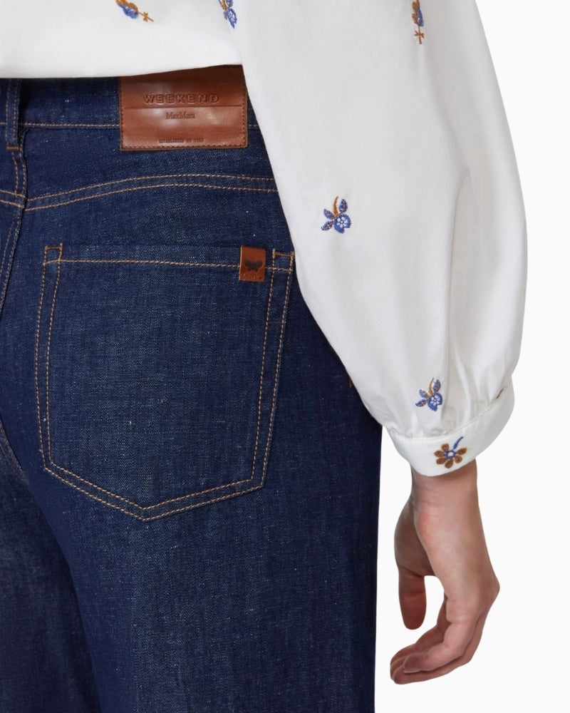 Weekend Max Mara flared jeans navy close up view – Áines Boutique