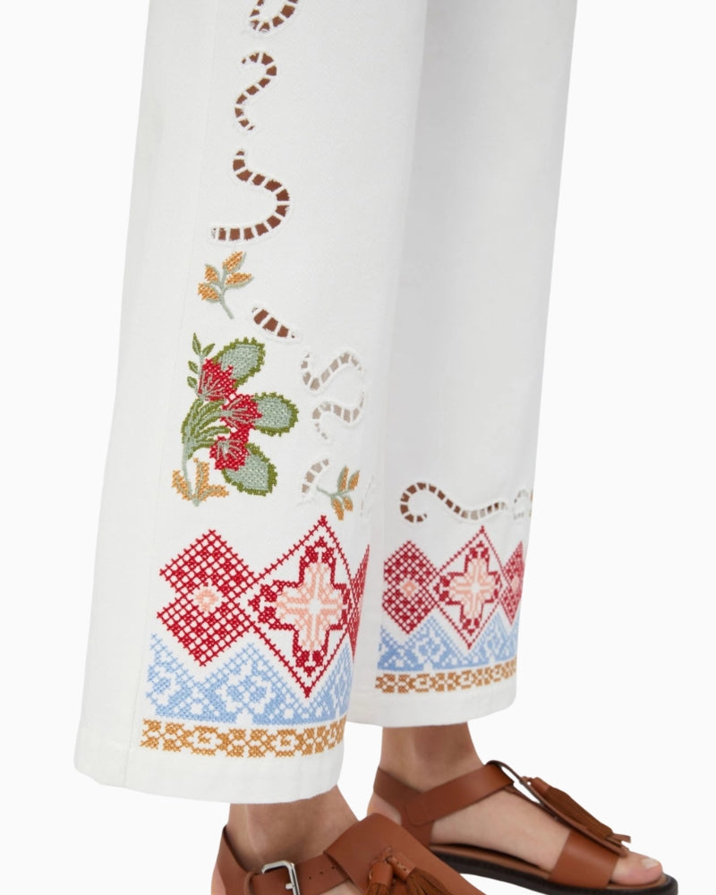 Detail of embroidered hem on Weekend Max Mara Adunco trousers – Áines Boutique