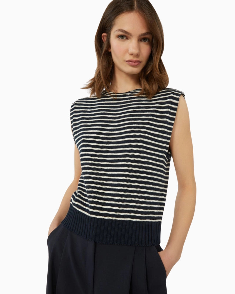 Woman wearing Weekend Max Mara cotton yarn gilet navy, side view – Áines Boutique