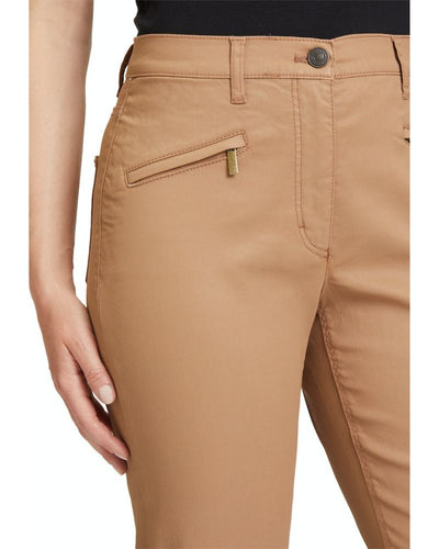 Betty Barclay - 7/8 Trouser in Beige - Close View
