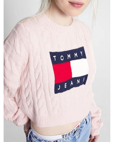 Tommy Jeans - Boxy Centre Flag Sweater in Baby Pink - Close View
