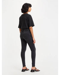 Levi's - High Rise Straight Jeans in Black - Rear View