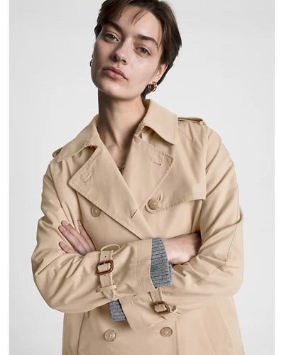 Tommy Hilfiger - Peached Cotton Short Trench Coat in Beige - Close View
