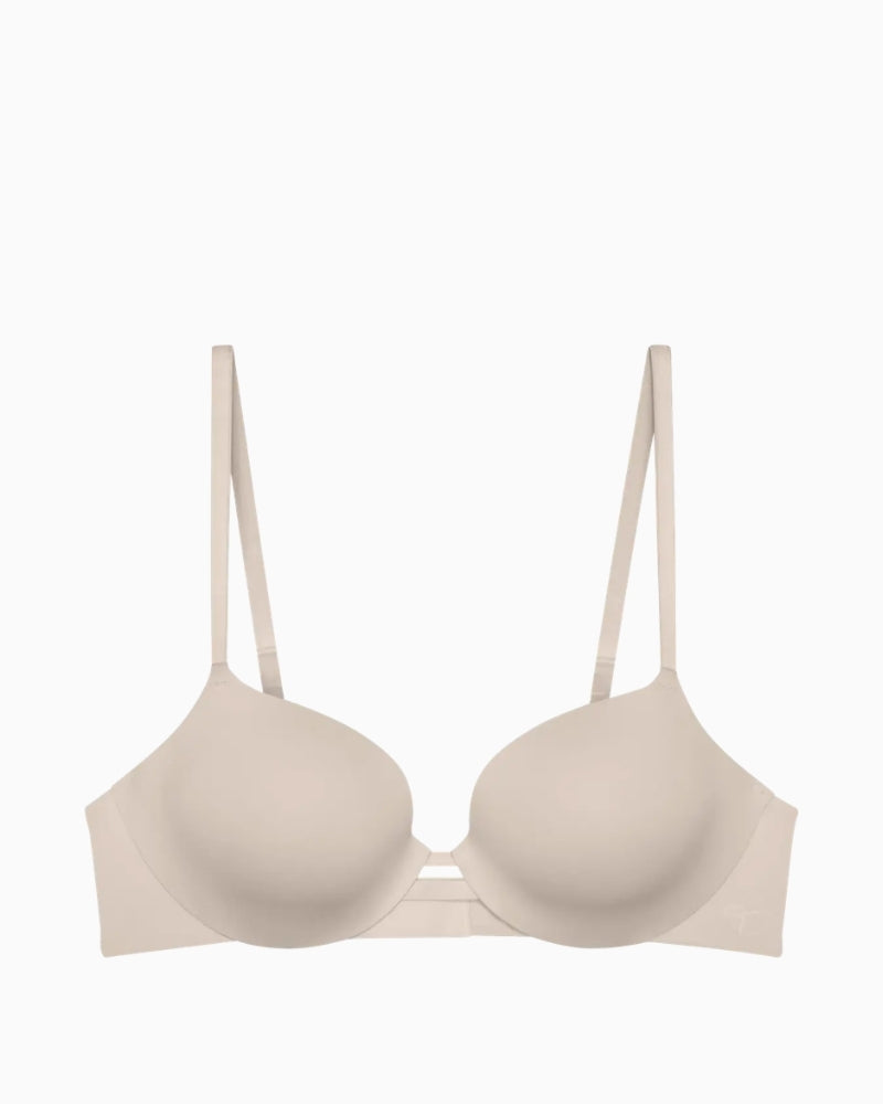 Triumph Body Make-Up Illusion wired bra nude beige seamless cups detail